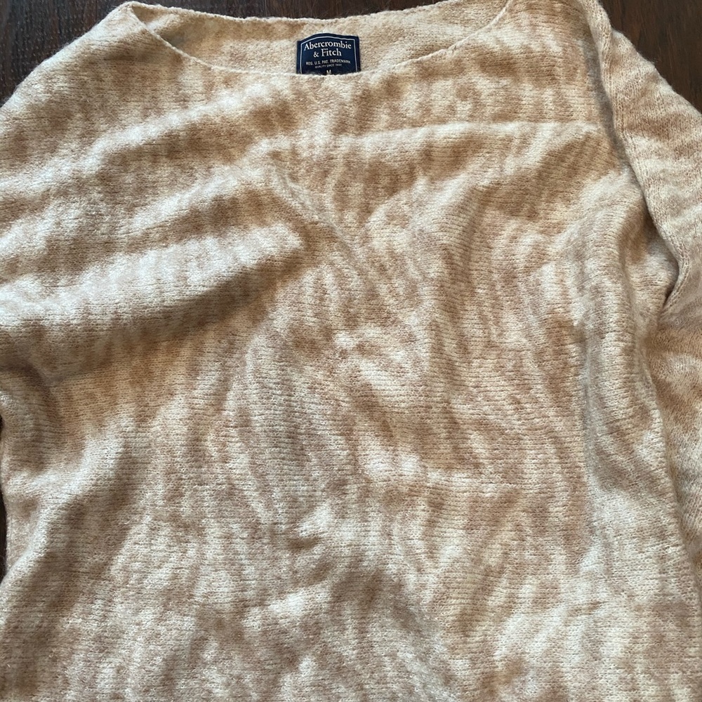 Sweaters - Picture 2 of 3